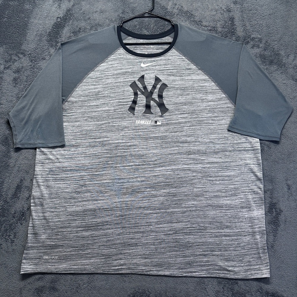 New York Yankees Nike T-Shirt Mens 3XL Gray Dri-FIT Raglan Space Dye Baseball